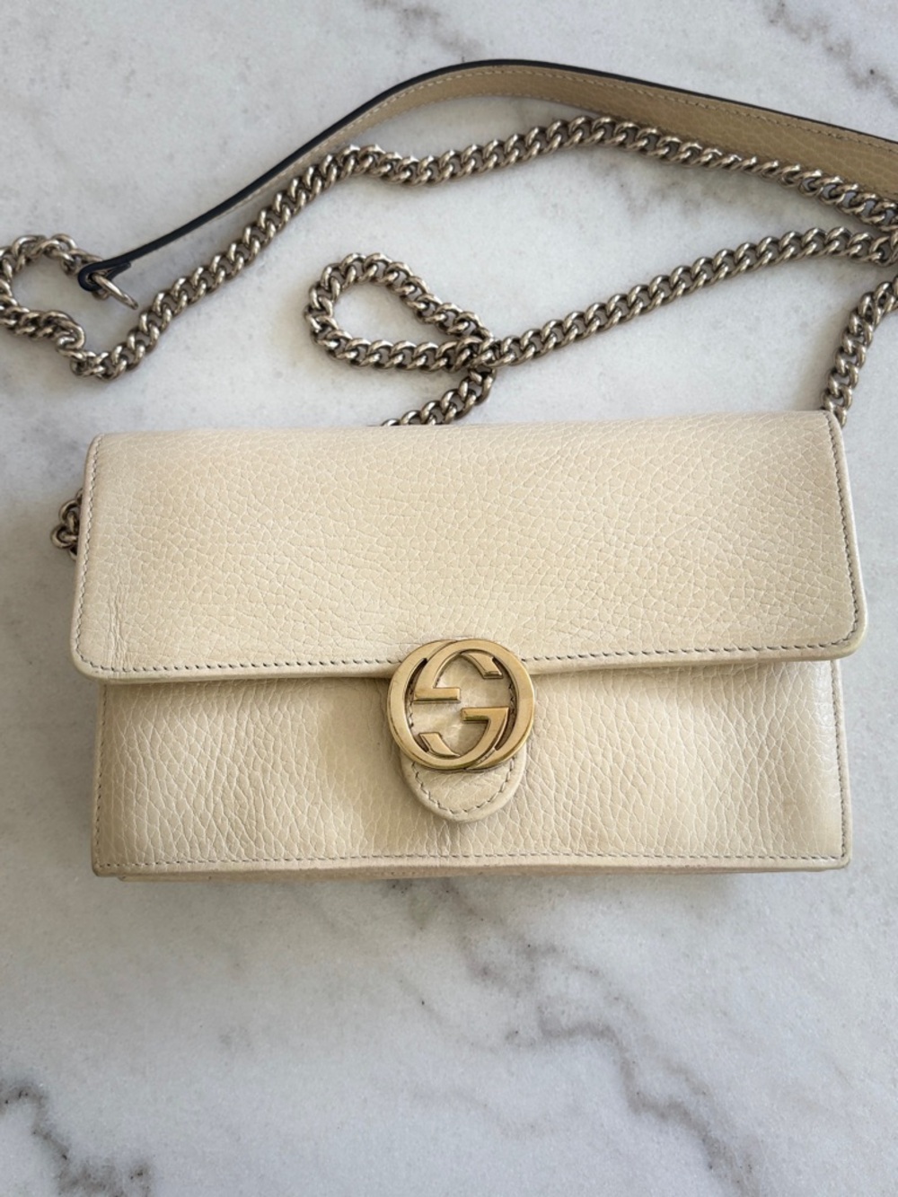Gucci Interlocking GG Dollar Wallet on Chain Beige Leather Crossbody